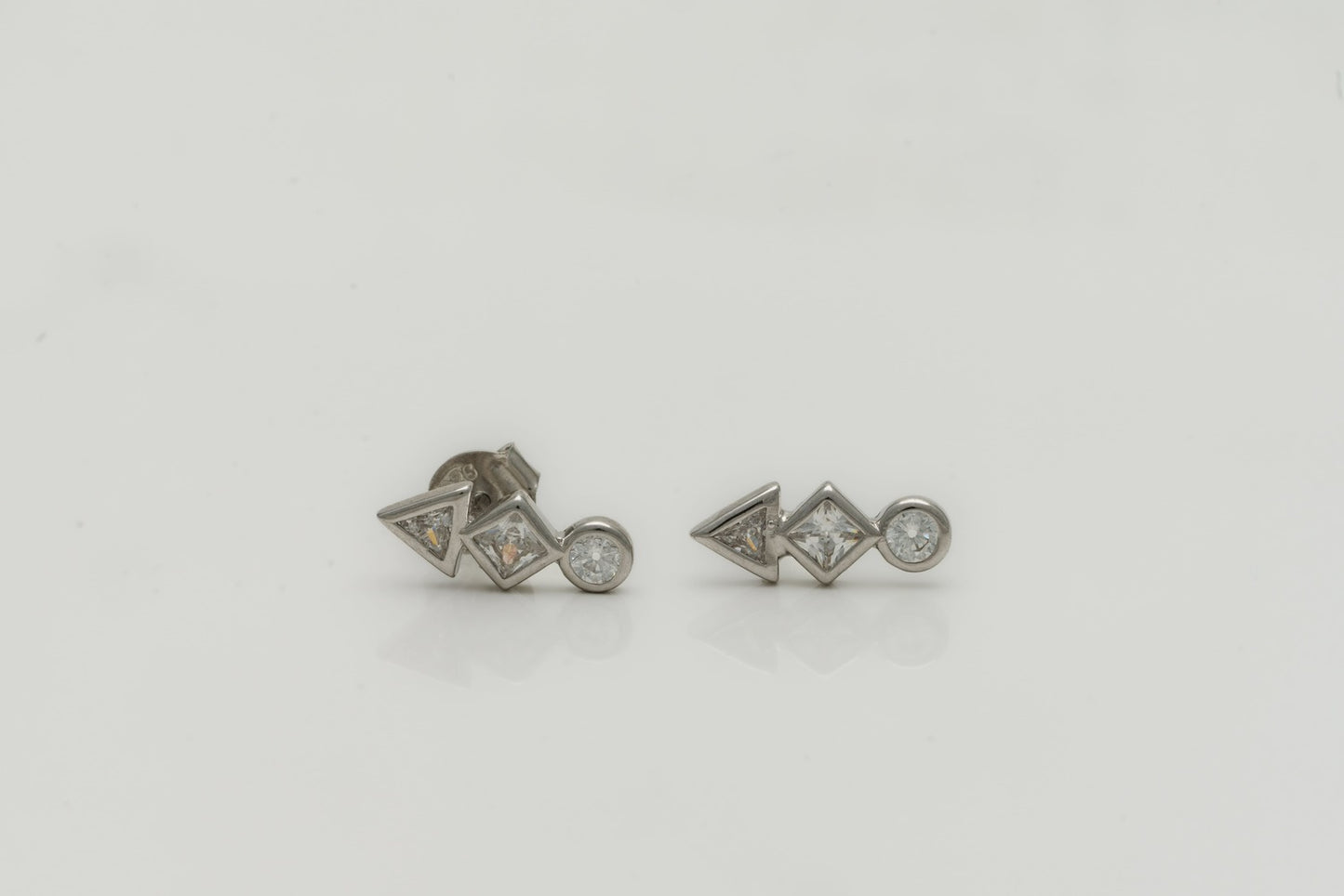 Pendientes de piedras en plata